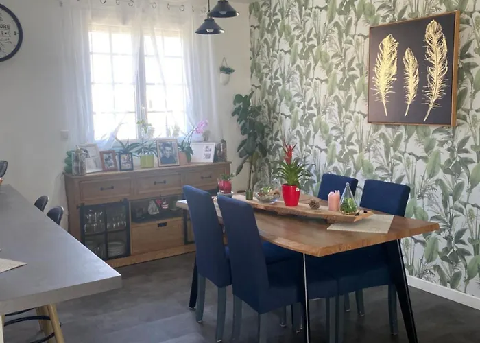 Location * بورت-أون-بيسين-هوباين